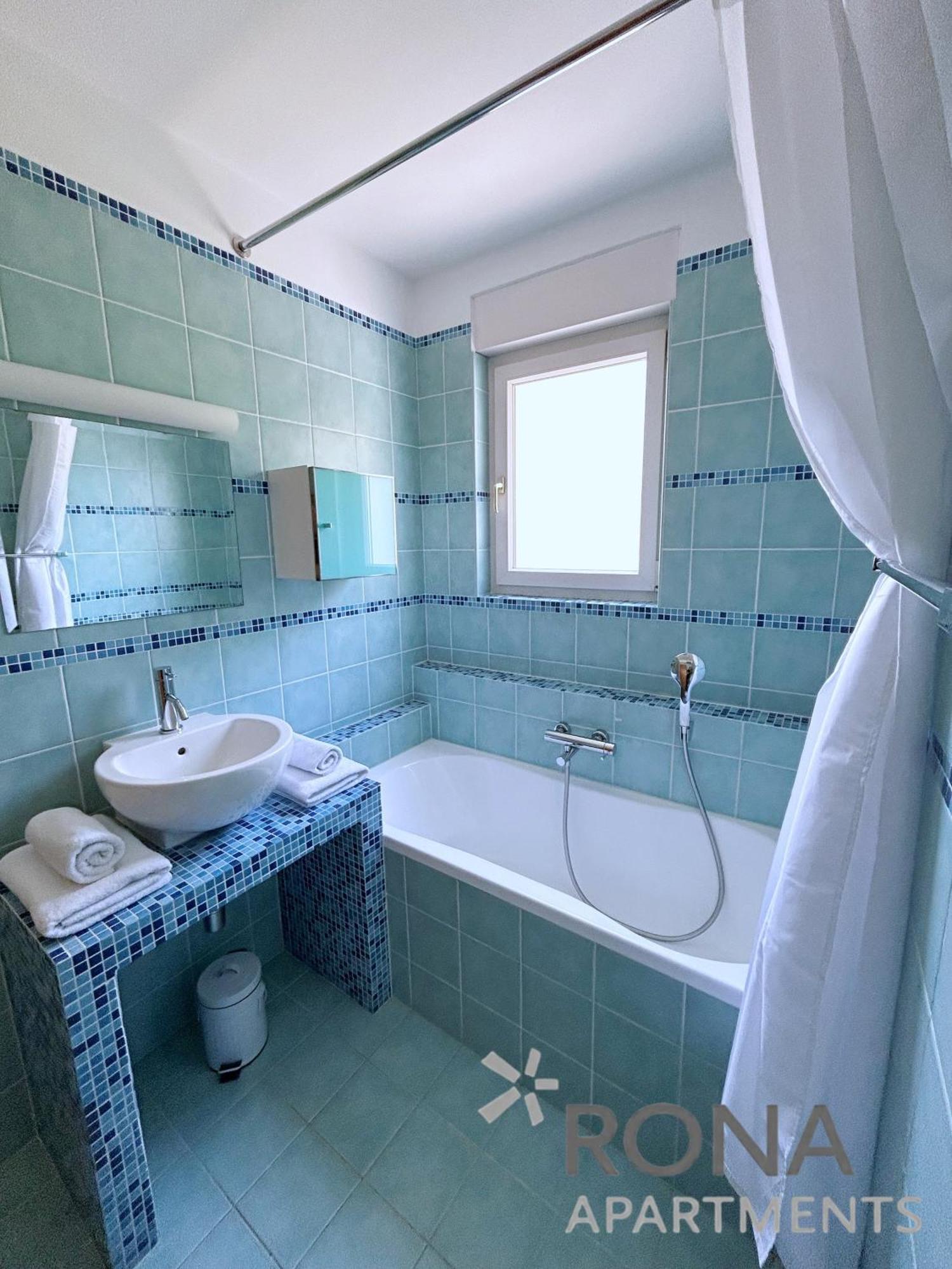 Rona Spacious Apartment With A Panoramic View Ičići Kültér fotó